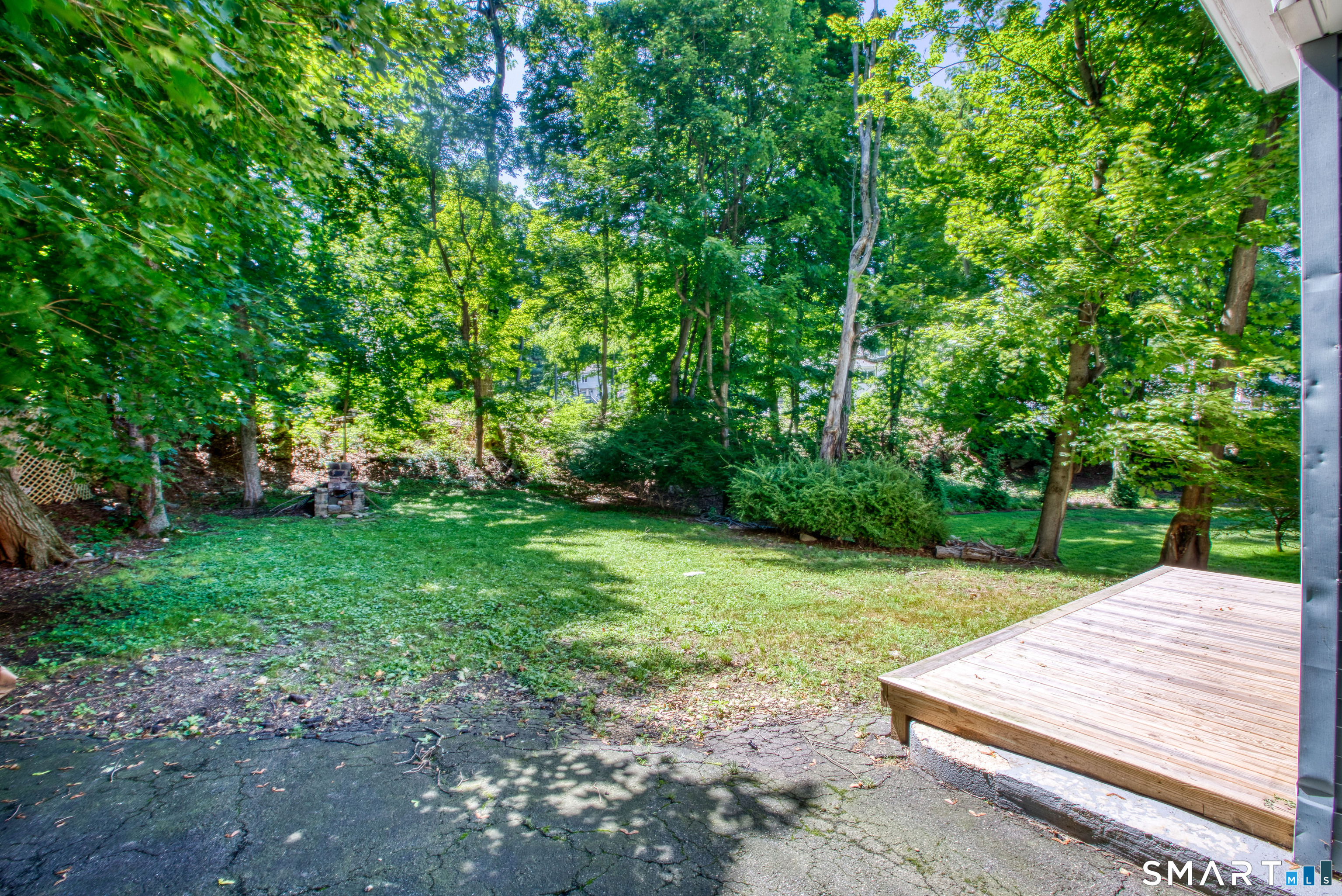 115 Wilton Road Unit: 1 (front 1st floor)
