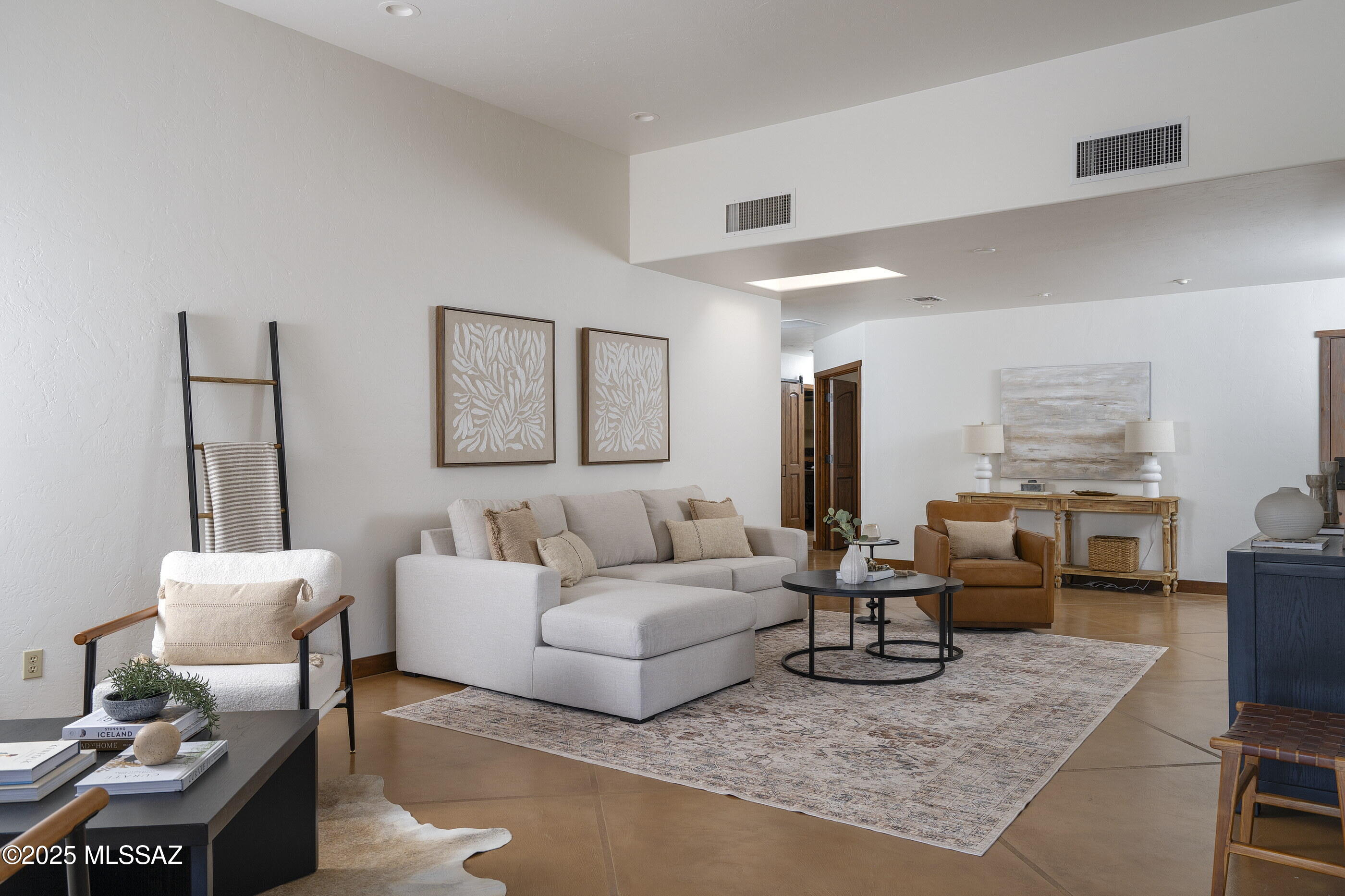 5394 N Vía Sempreverde