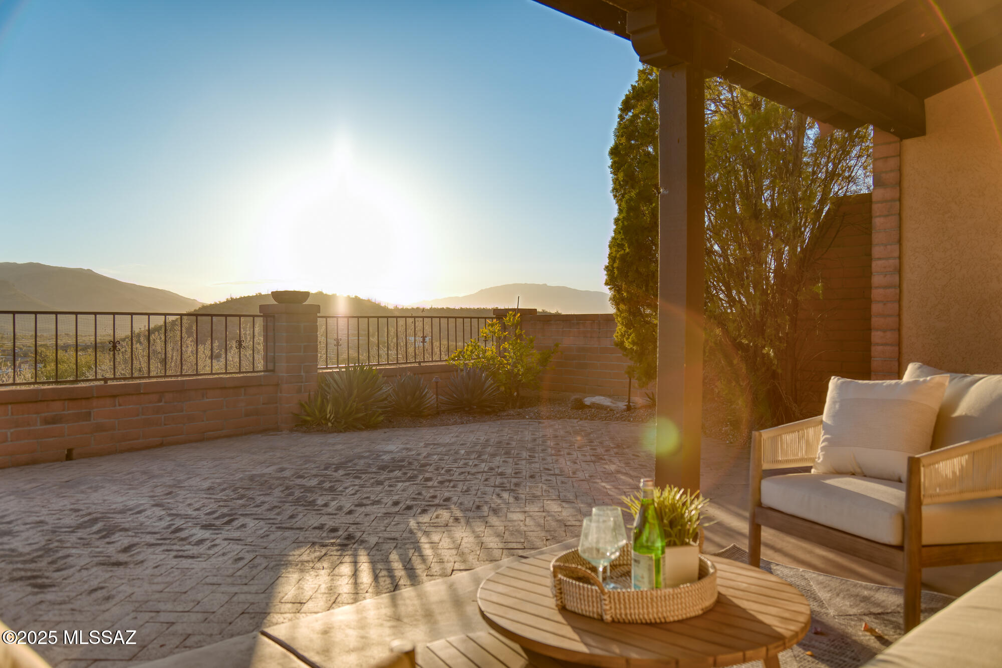 5394 N Vía Sempreverde