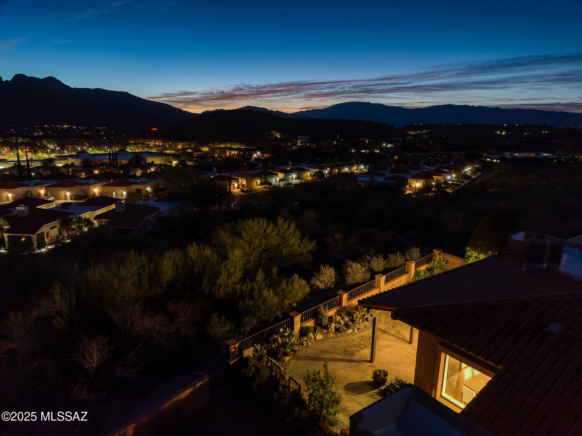 5394 N Vía Sempreverde