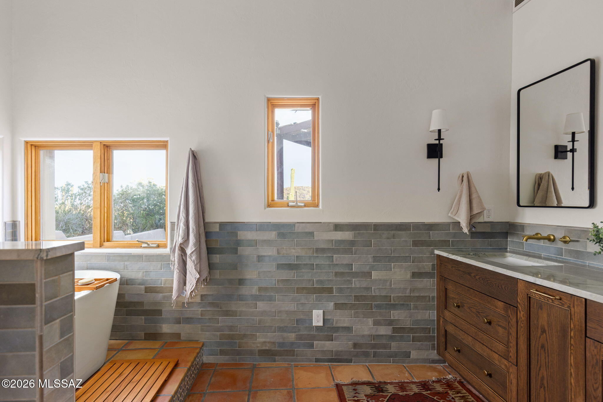 3360 N Horseback Trail