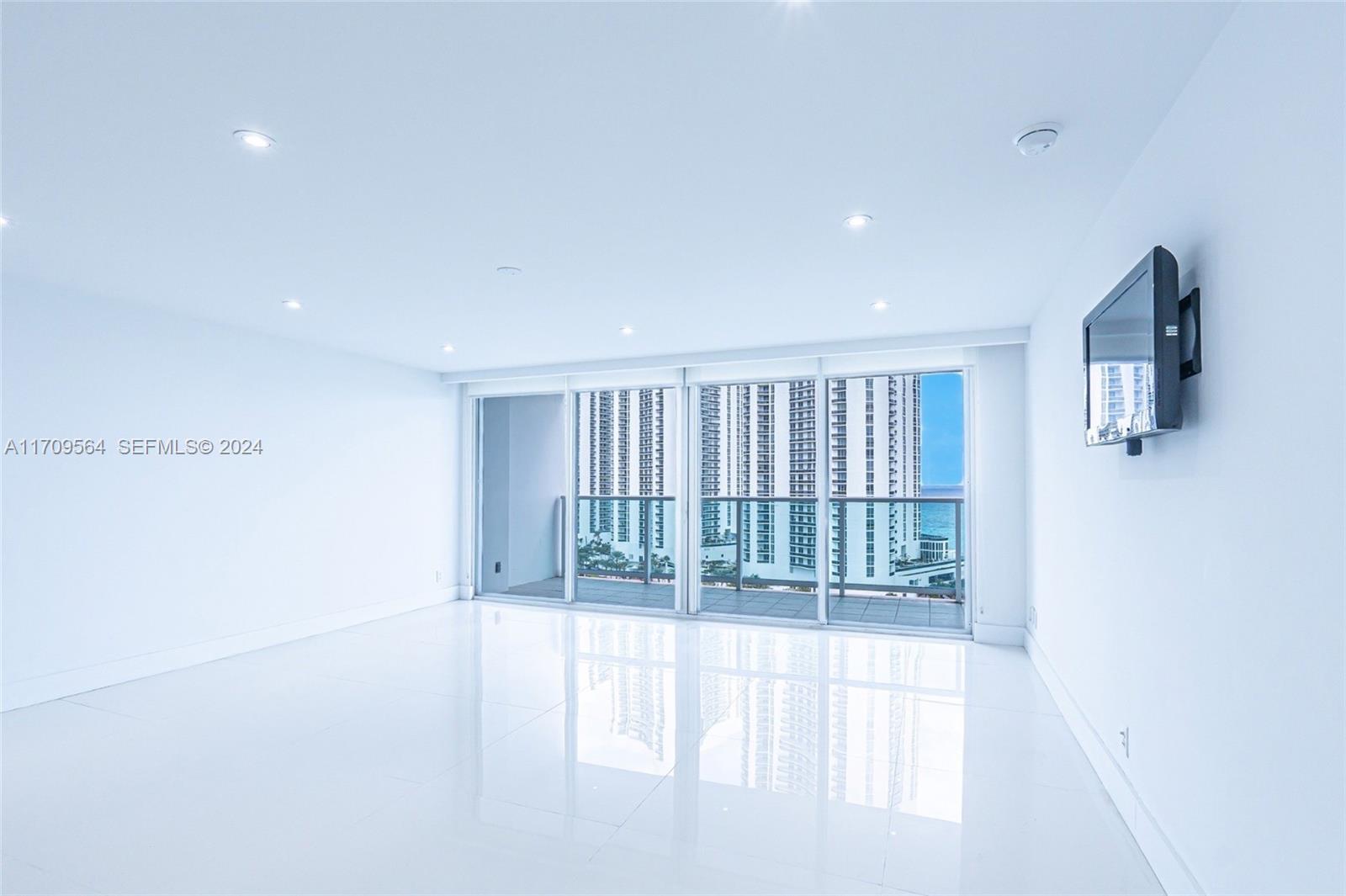 100 Bayview Drive 1615
