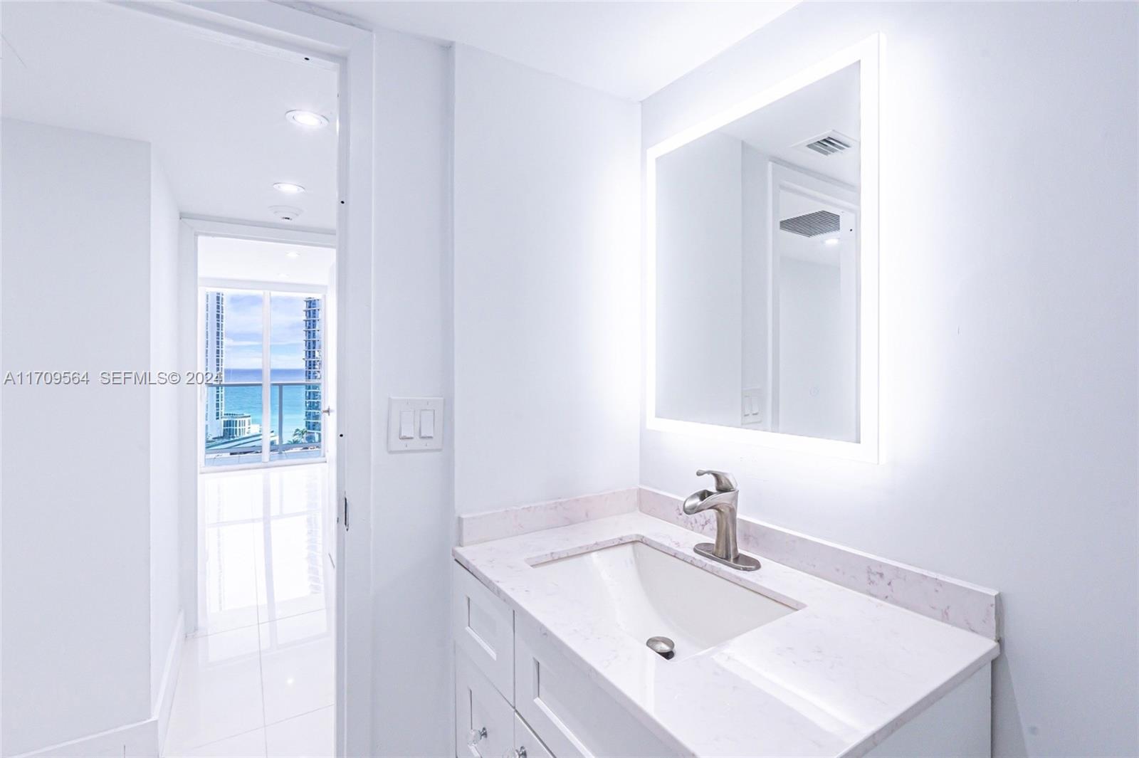 100 Bayview Drive 1615