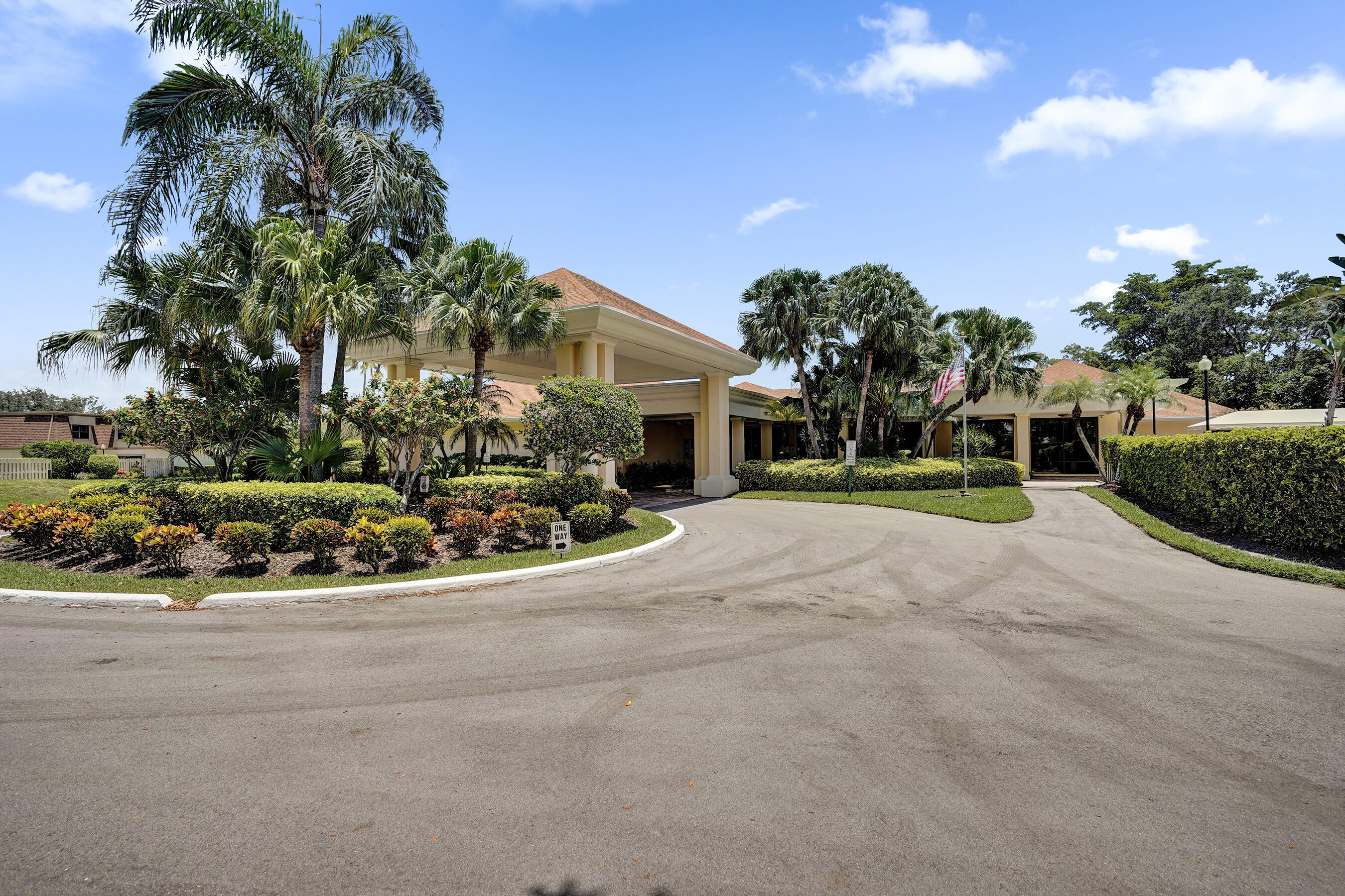 738 NW 24TH Avenue
