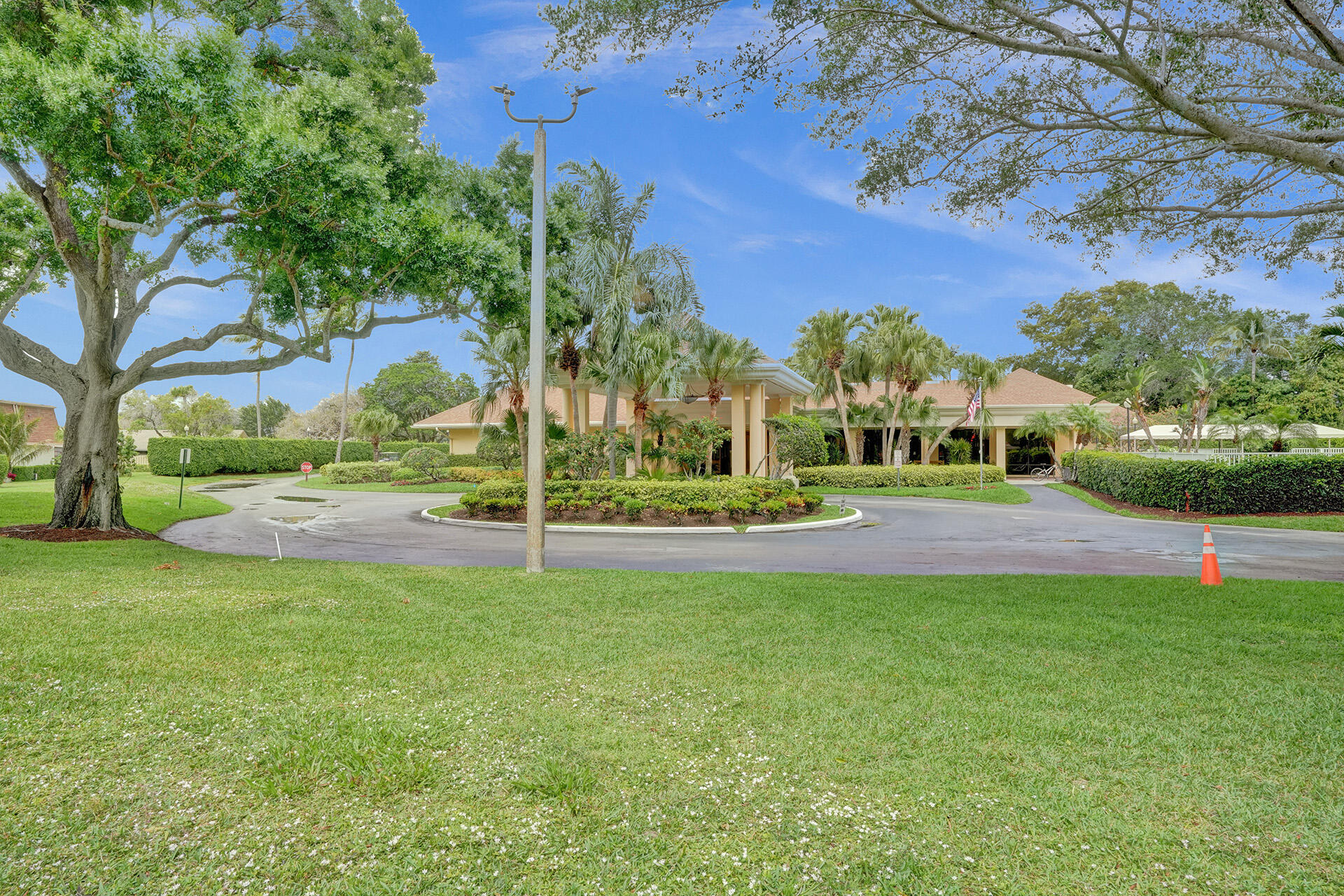 738 NW 24TH Avenue