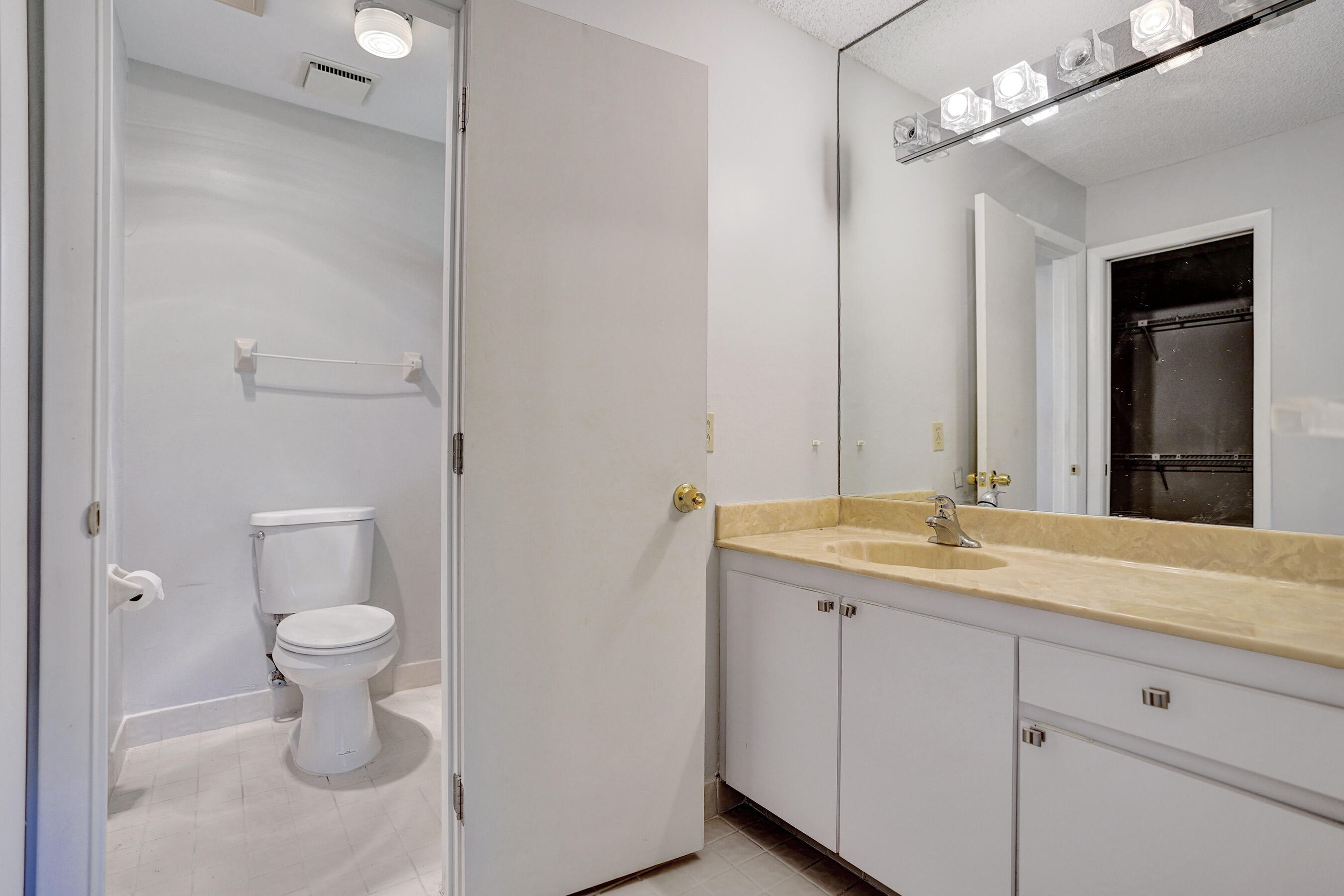 738 NW 24TH Avenue