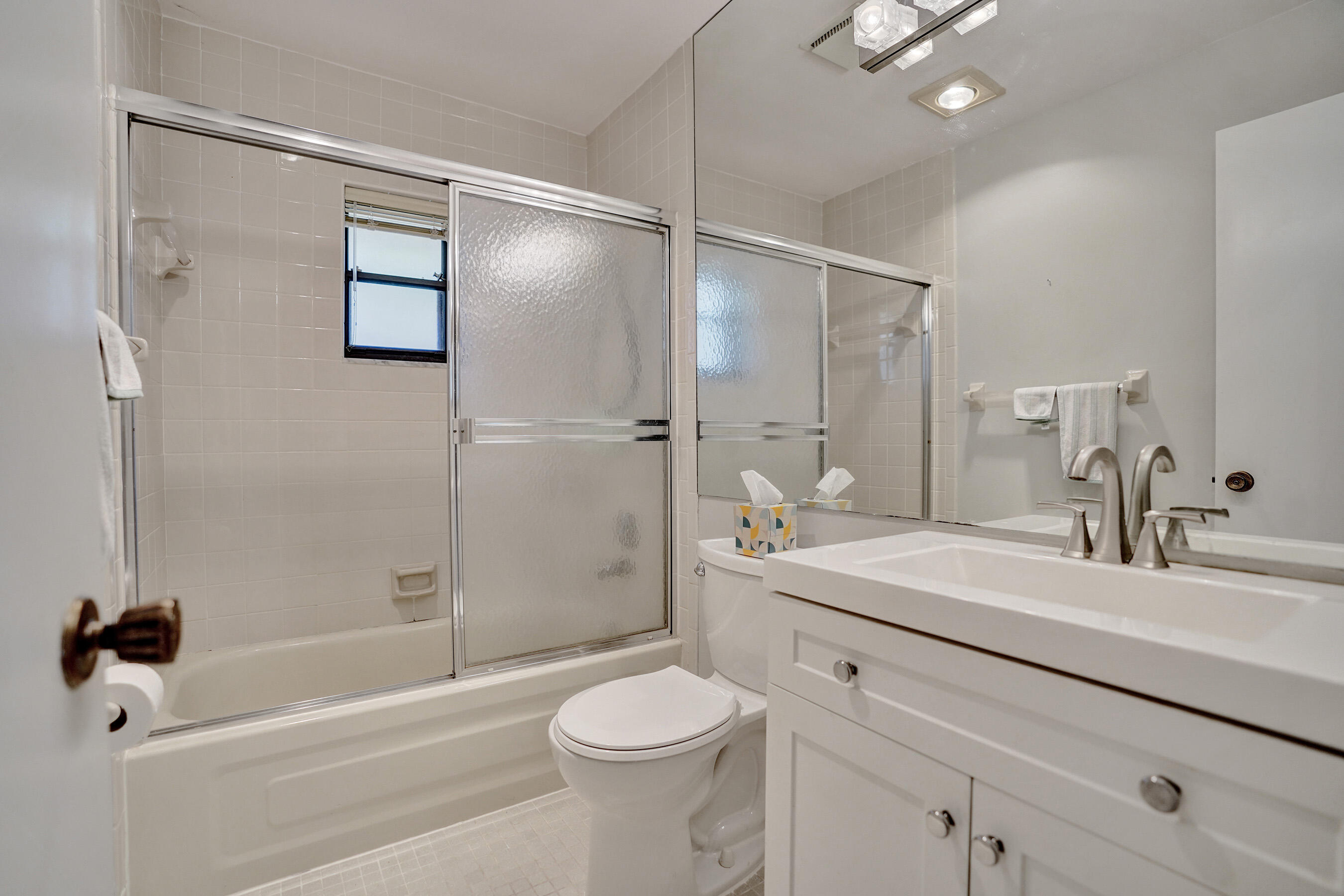 738 NW 24TH Avenue