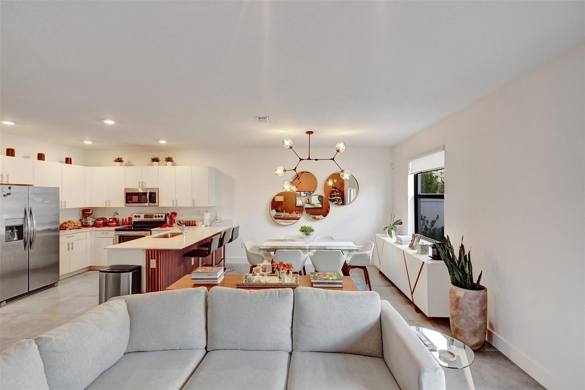 20313 NW 4th Ct 20313