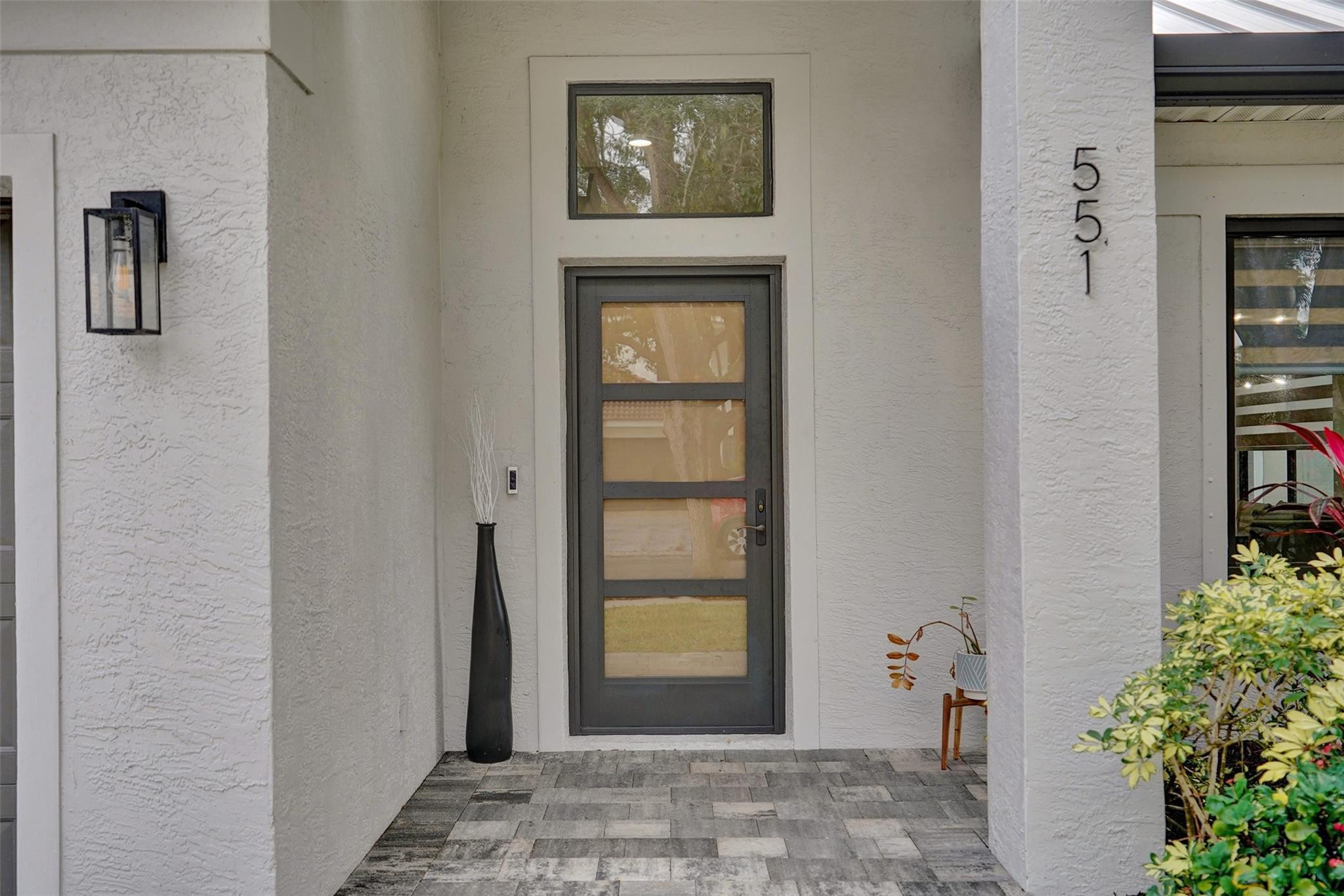 551 Anchor Pt