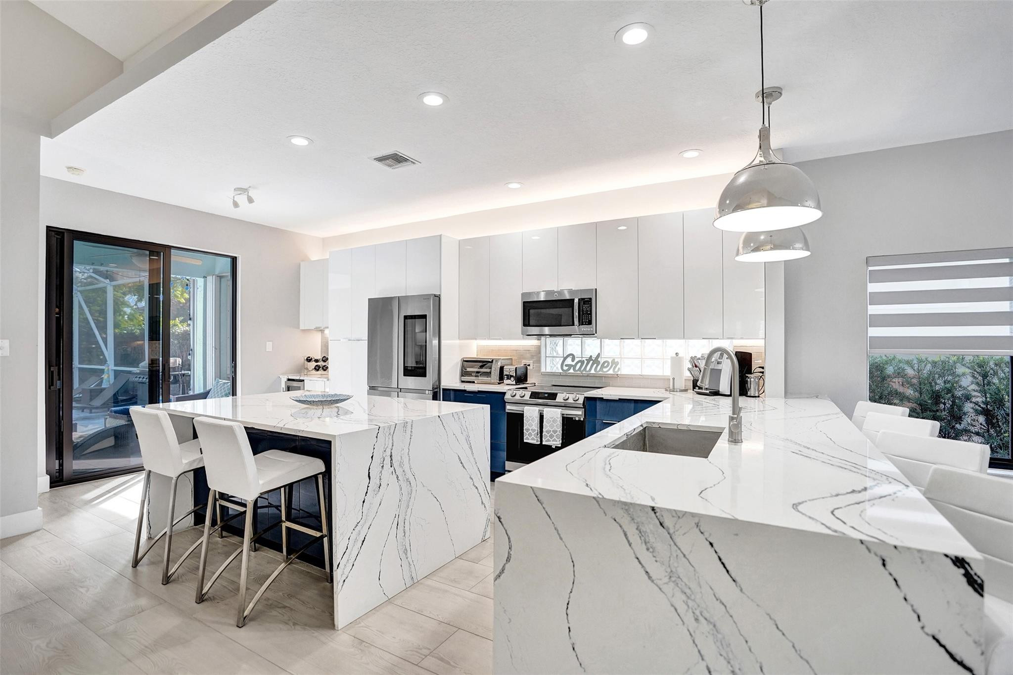 551 Anchor Pt