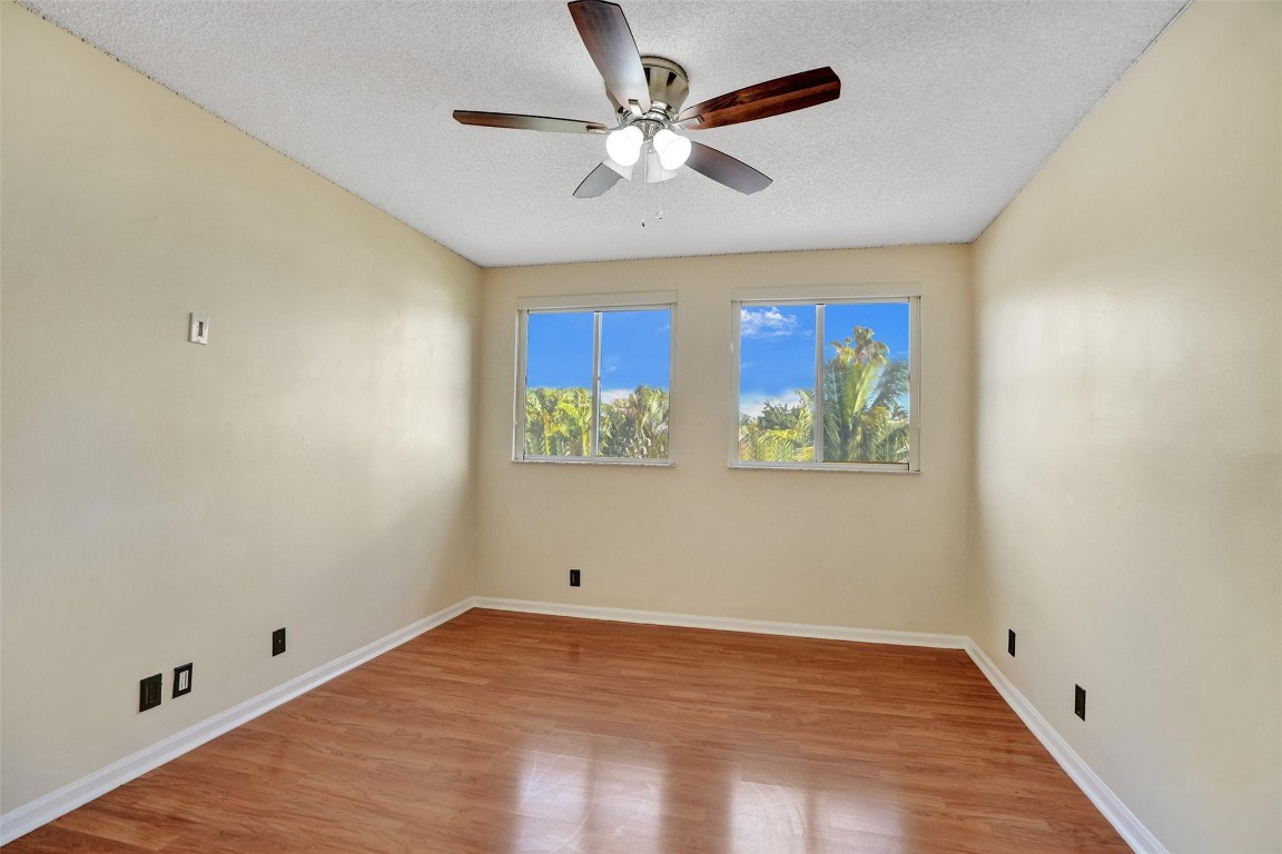 574 Slippery Rock Rd