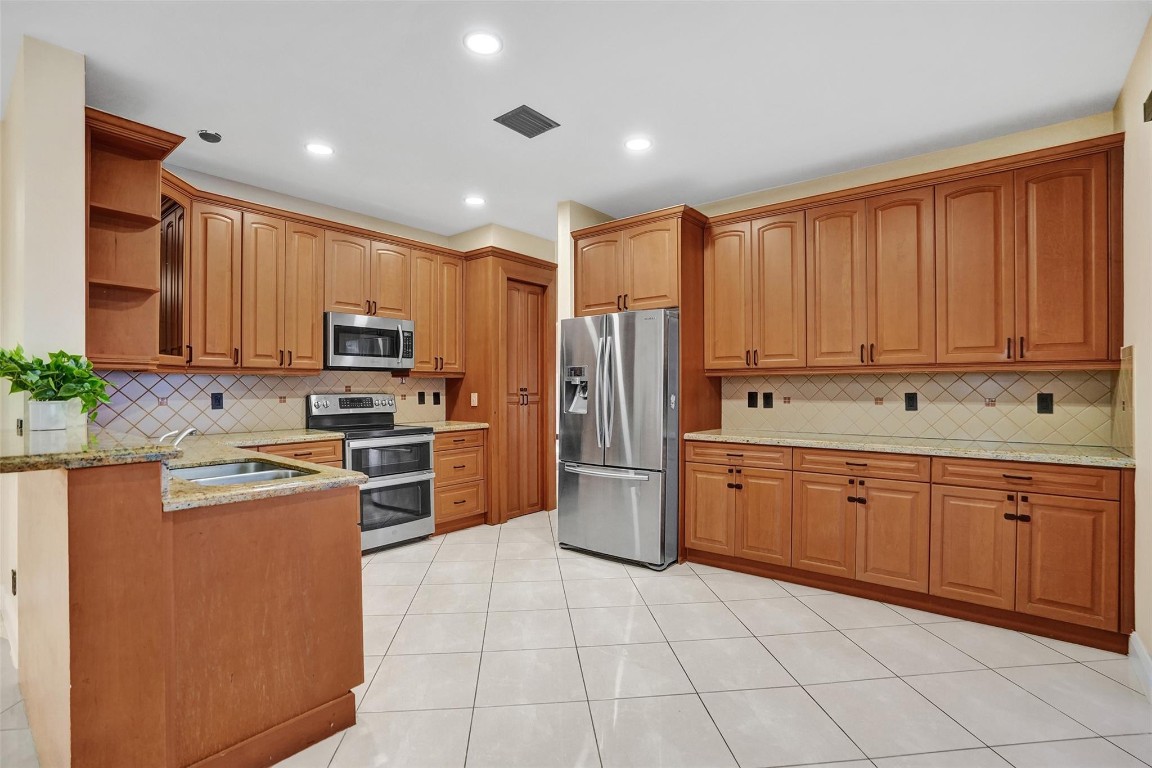 574 Slippery Rock Rd