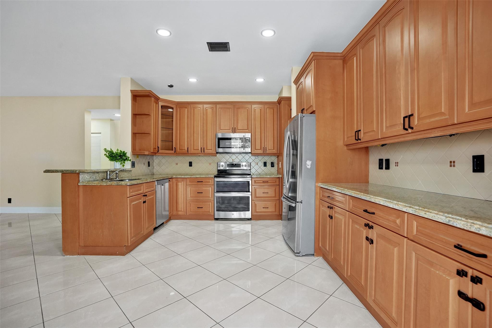 574 Slippery Rock Rd