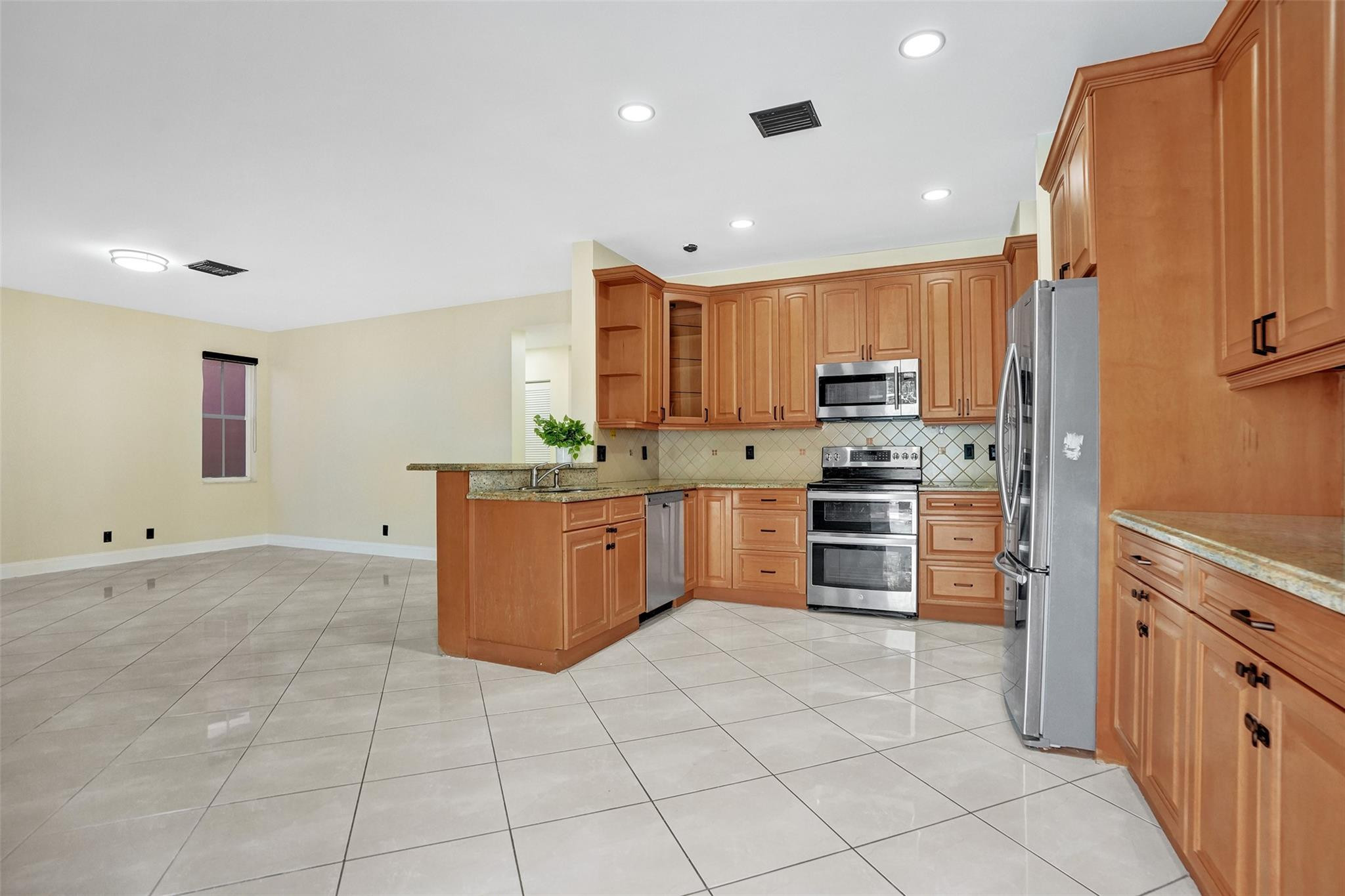 574 Slippery Rock Rd