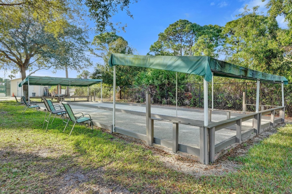 118 NW Pleasant Grove Way