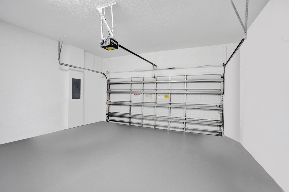 118 NW Pleasant Grove Way