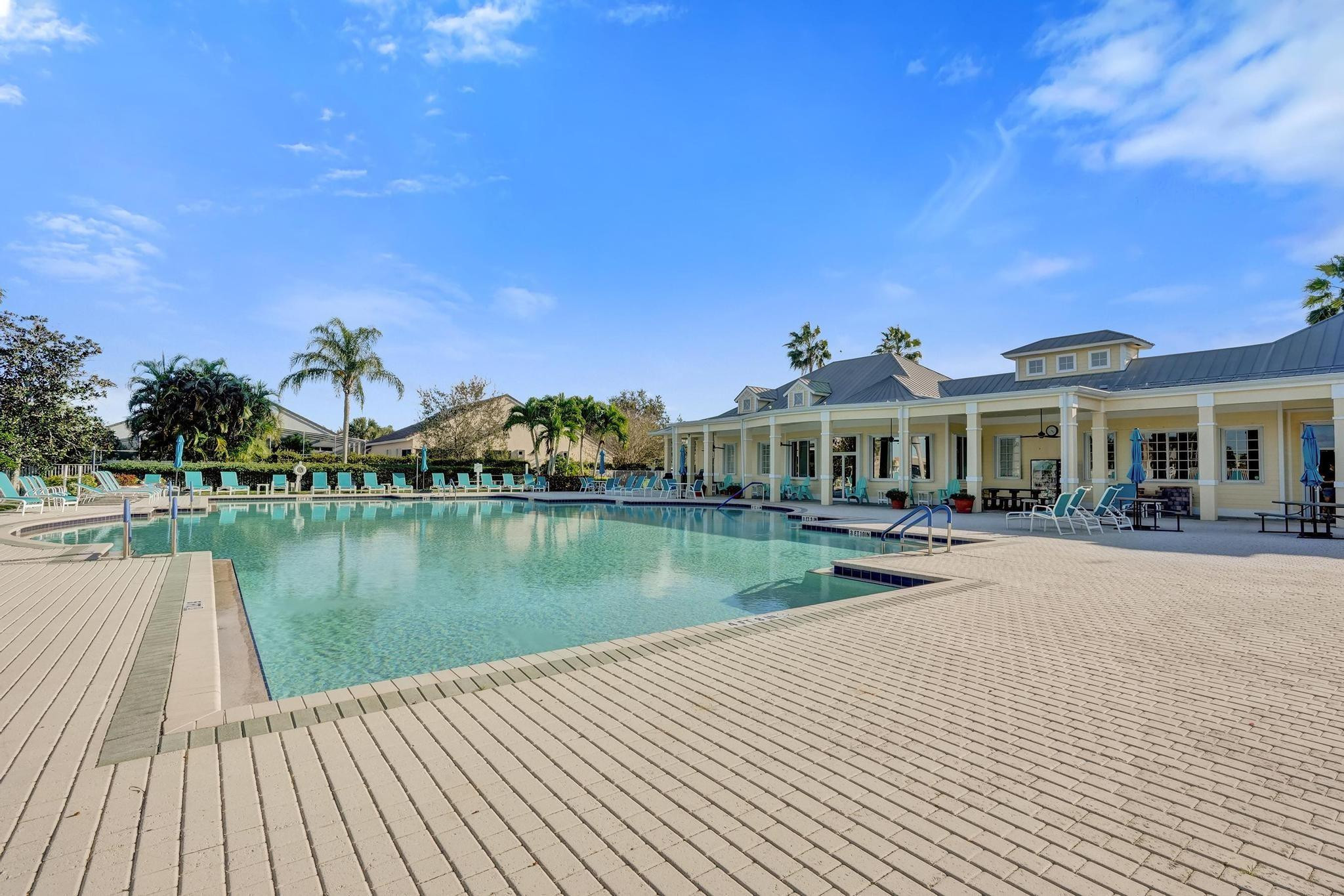 118 NW Pleasant Grove Way