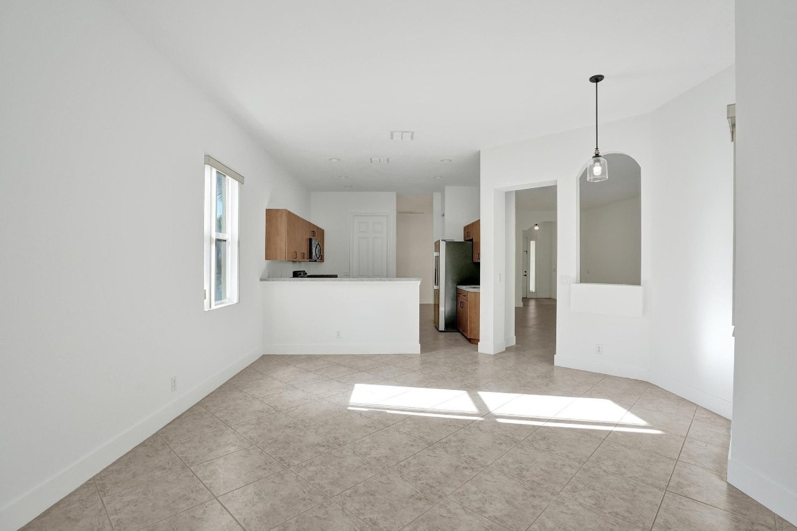 118 NW Pleasant Grove Way