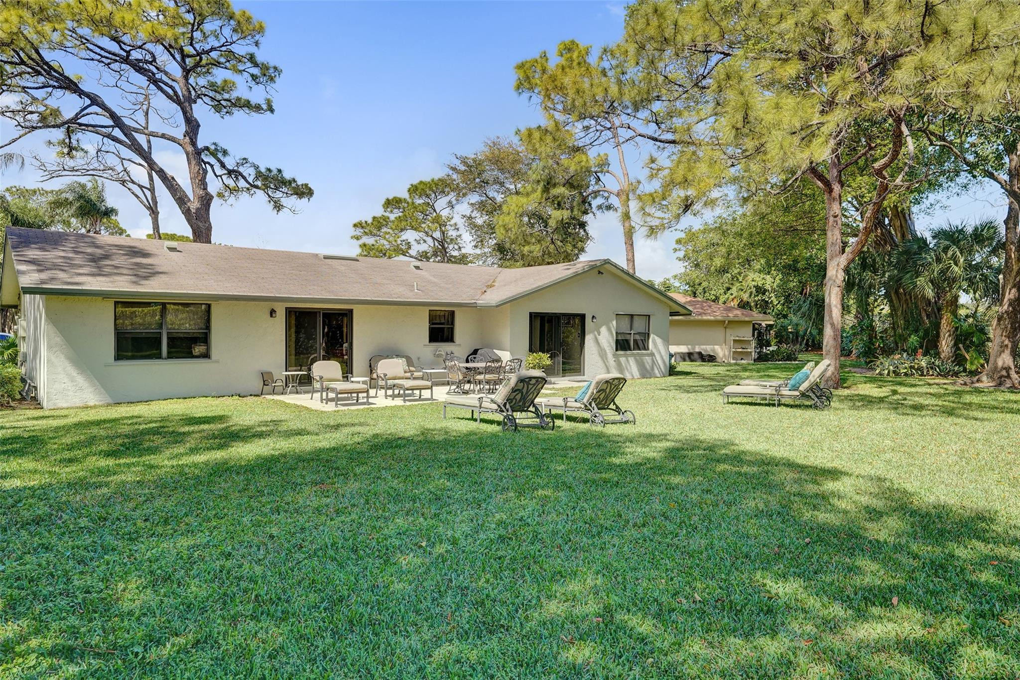 715 NW 23rd Lane