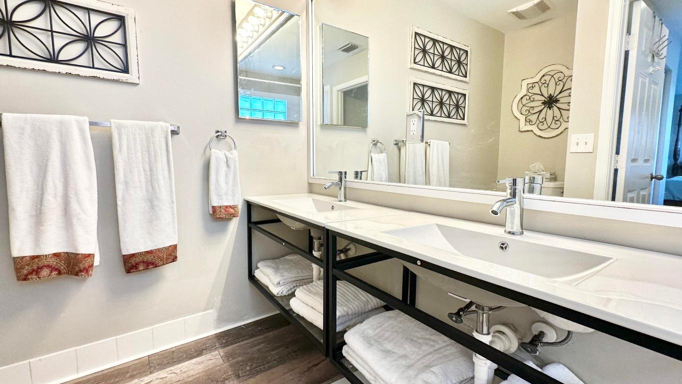 7637 Springfield Lake Drive