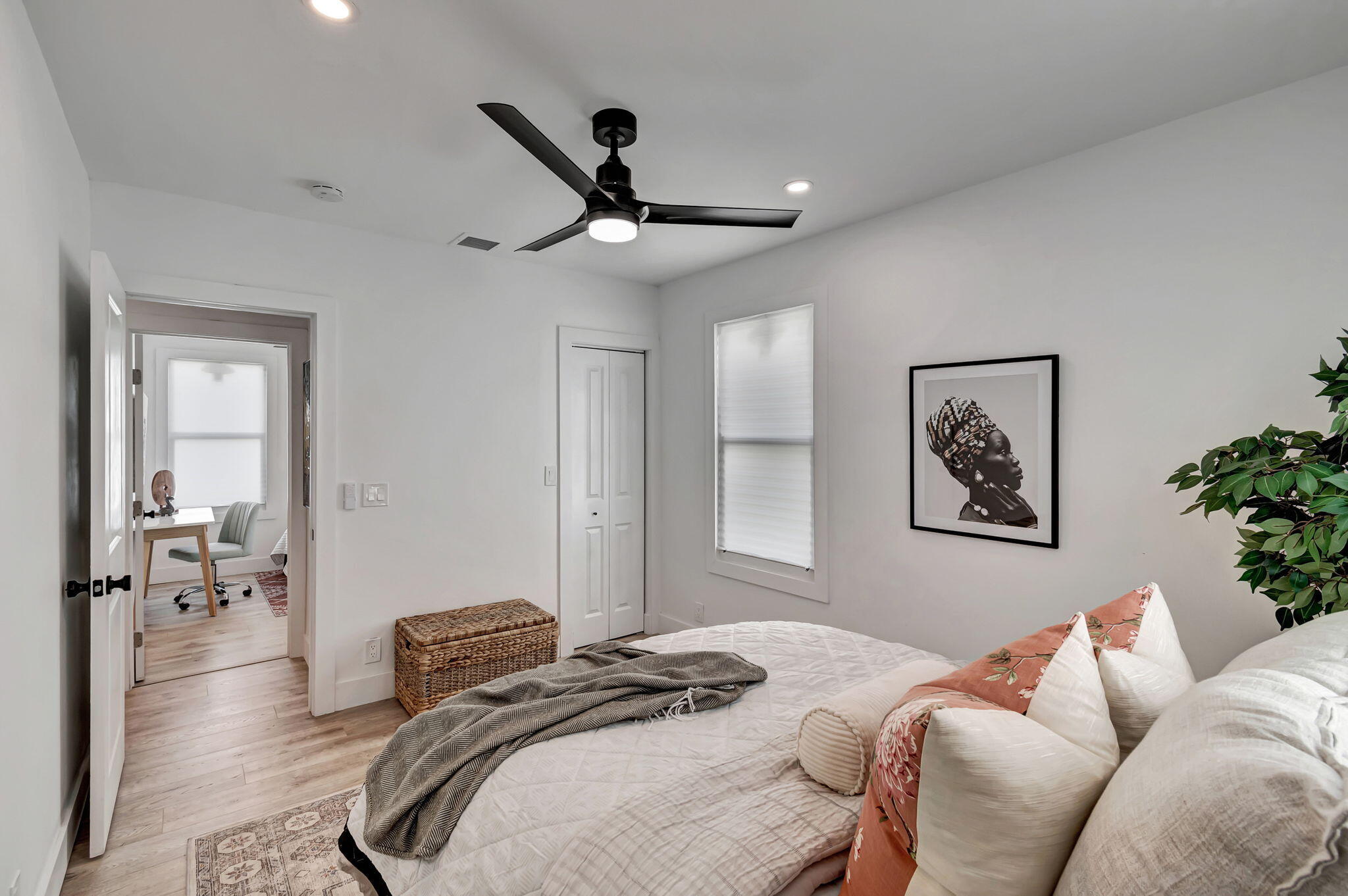 301 NW 8th Avenue