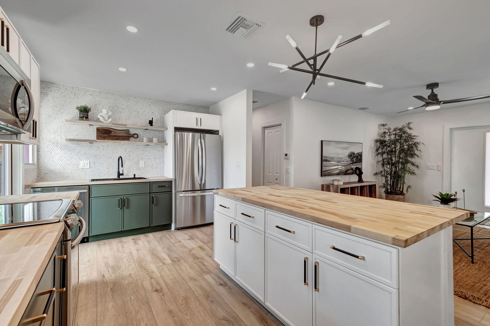 301 NW 8th Avenue