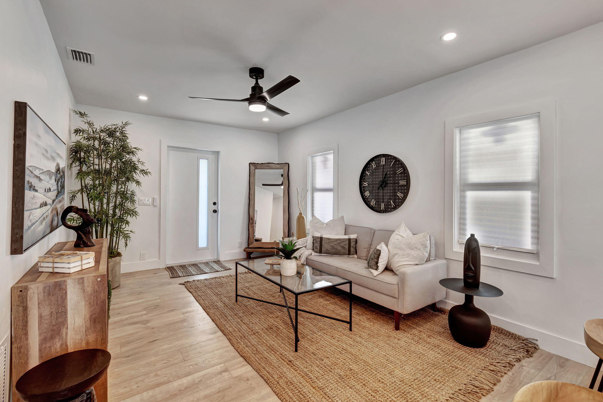 301 NW 8th Avenue