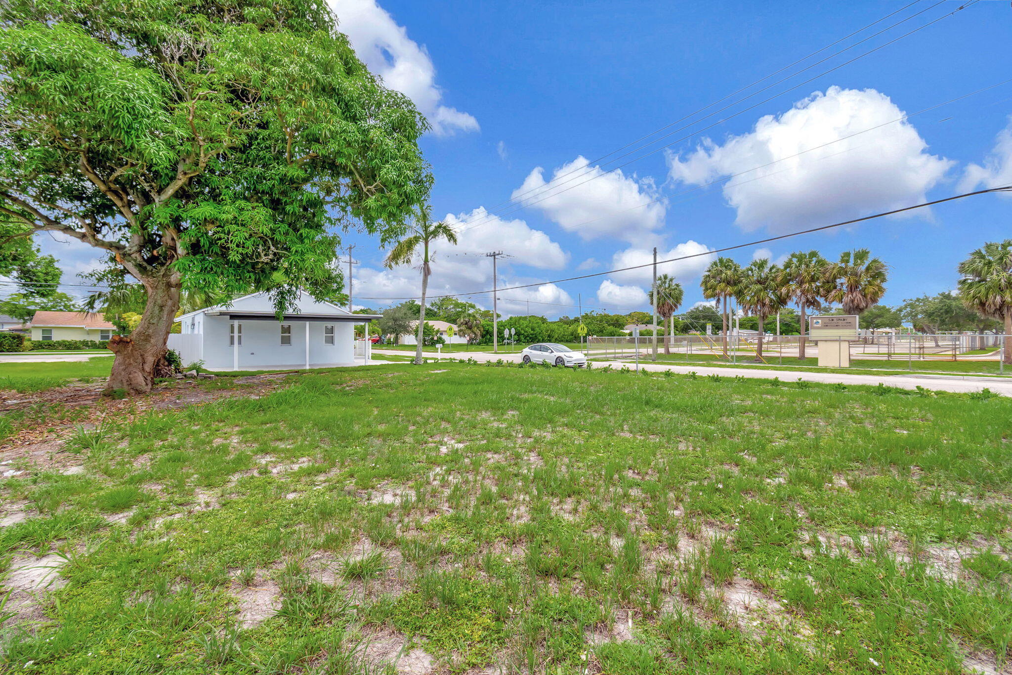 301 NW 8th Avenue