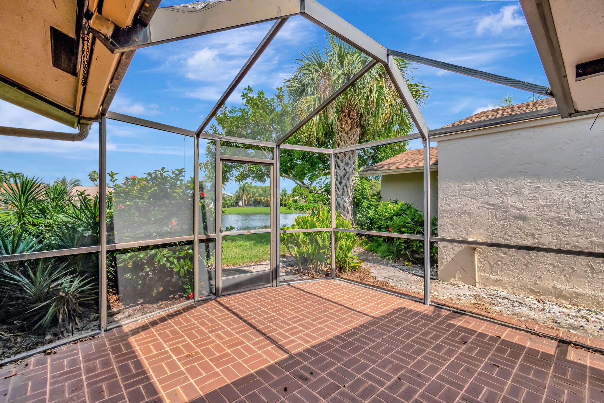 2501 NW 10th Street