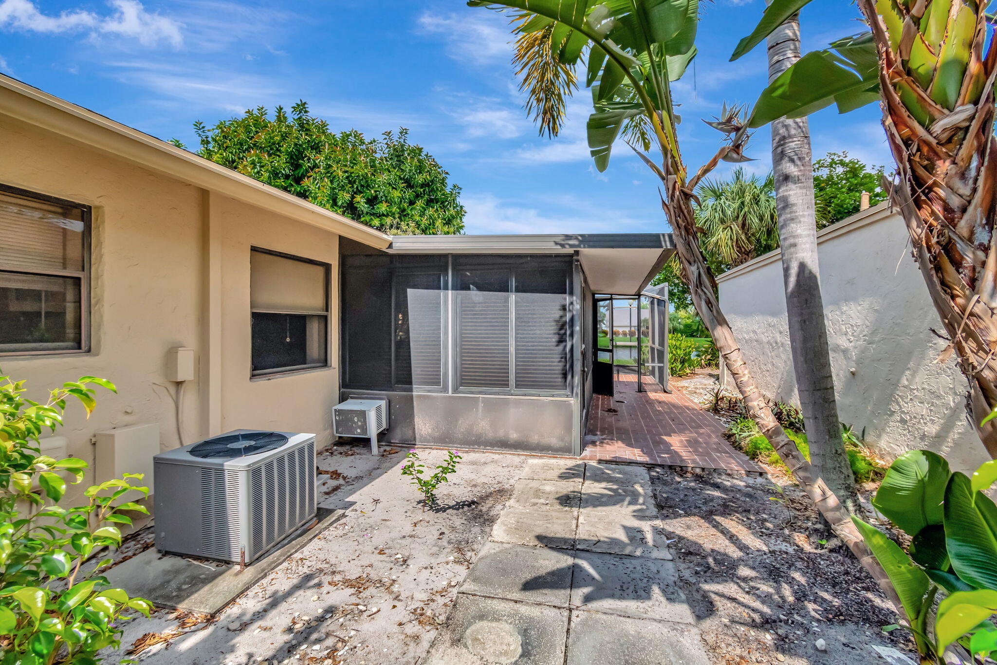 2501 NW 10th Street