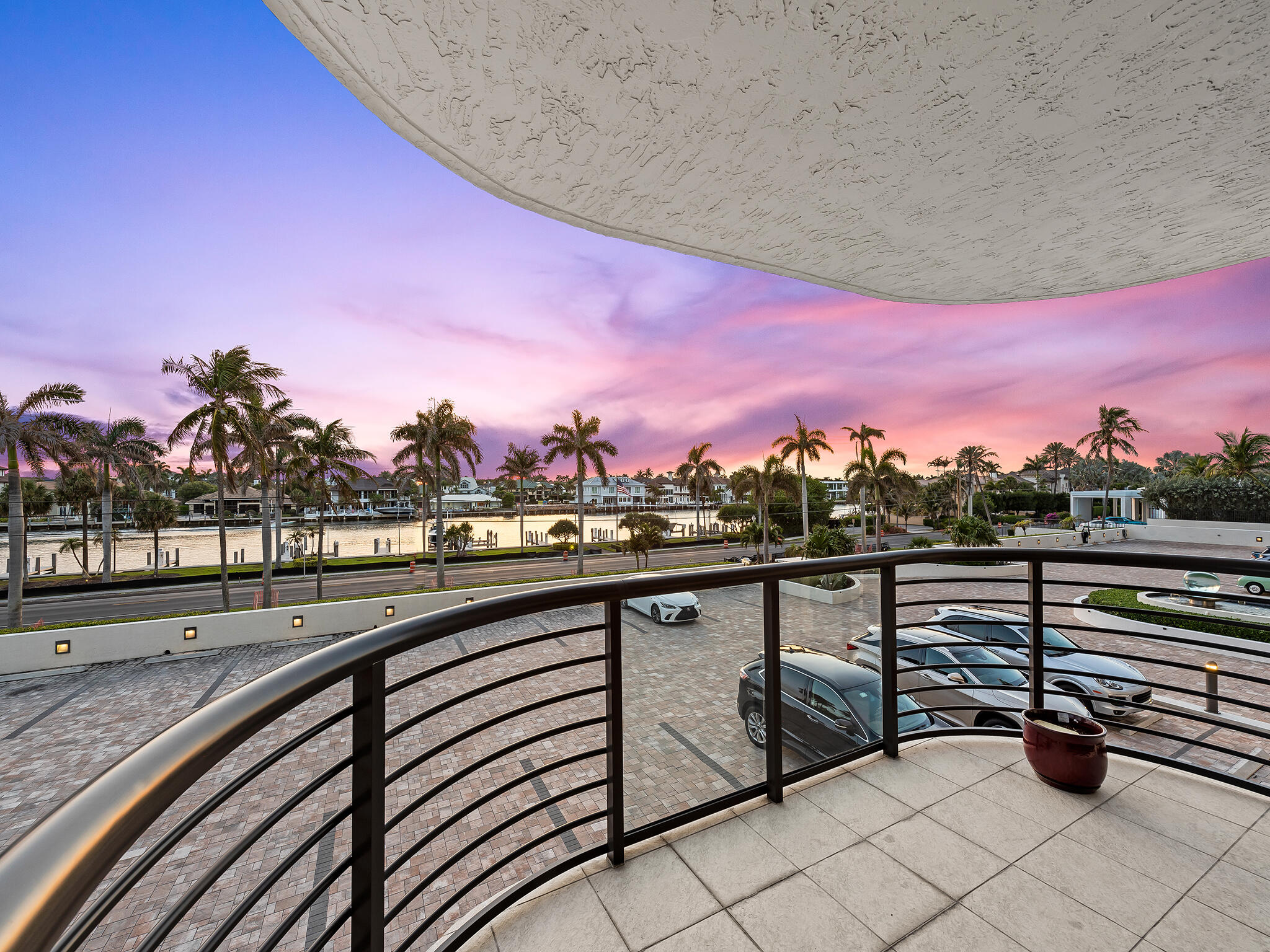 2727 S Ocean Boulevard 304