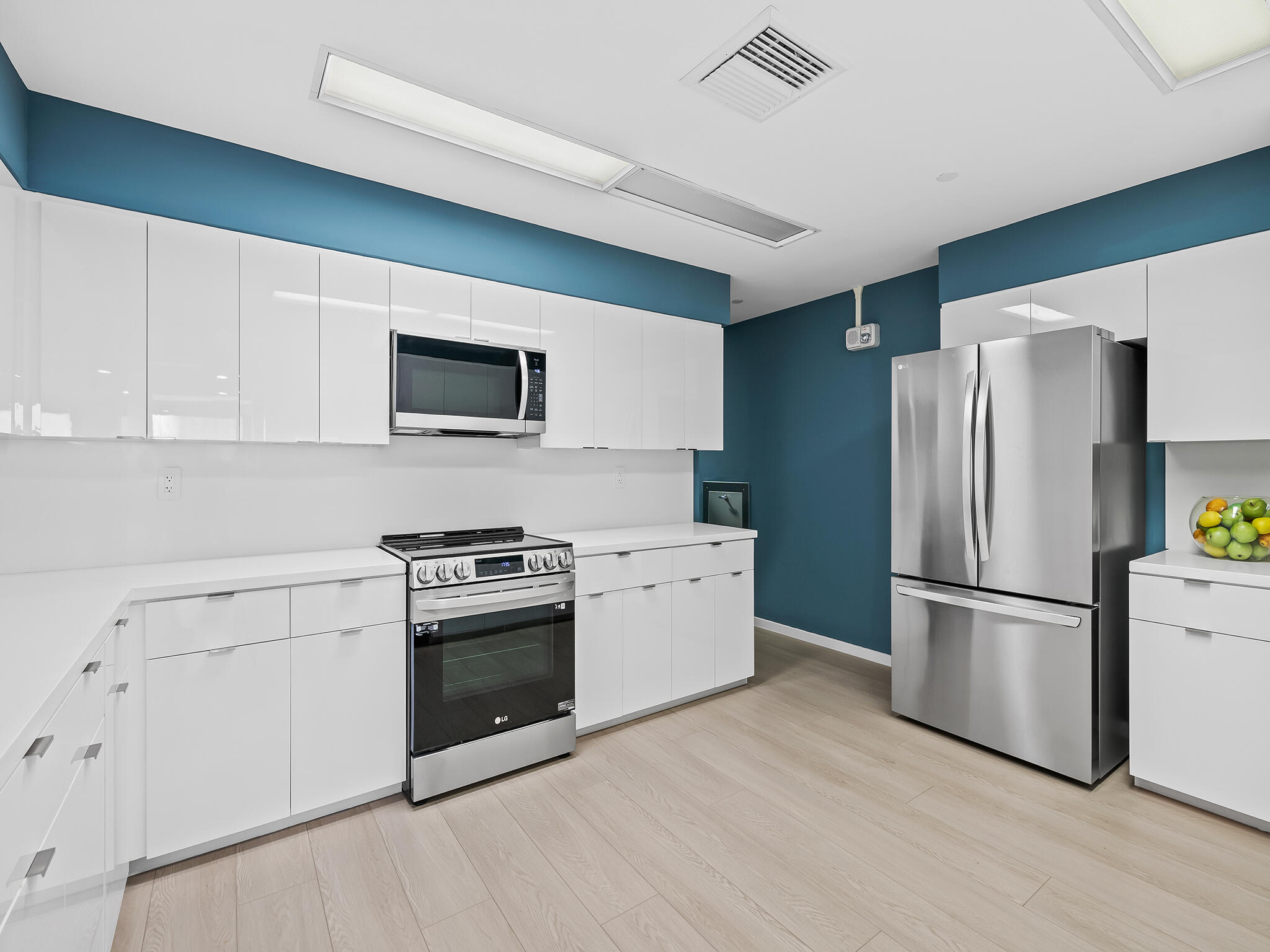 2727 S Ocean Boulevard 304