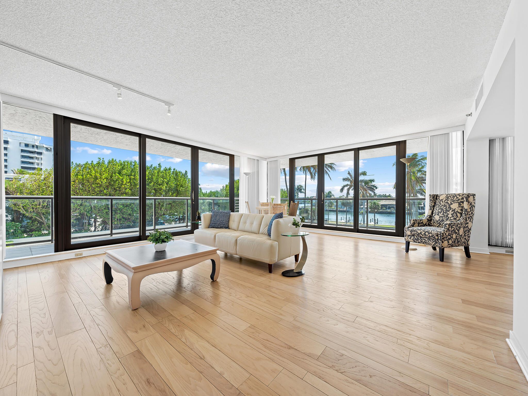 2727 S Ocean Boulevard 304