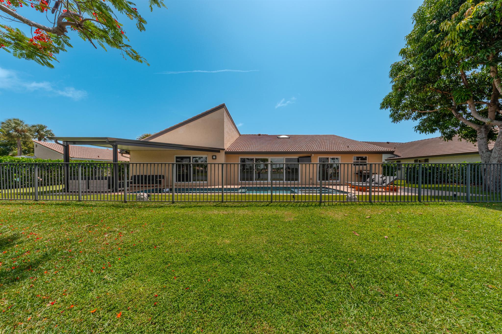 2407 SW 23rd Cranbrook Drive