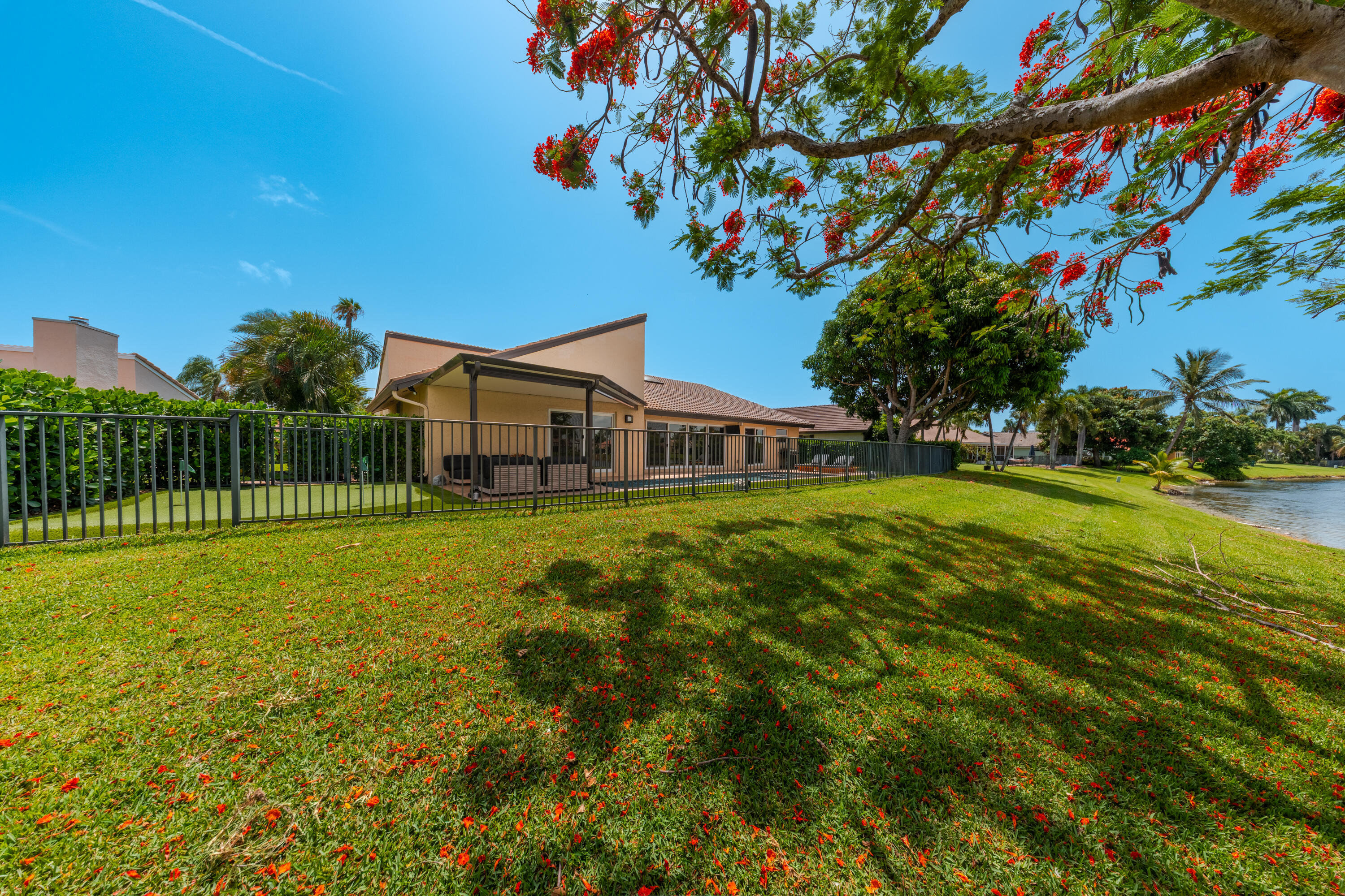 2407 SW 23rd Cranbrook Drive