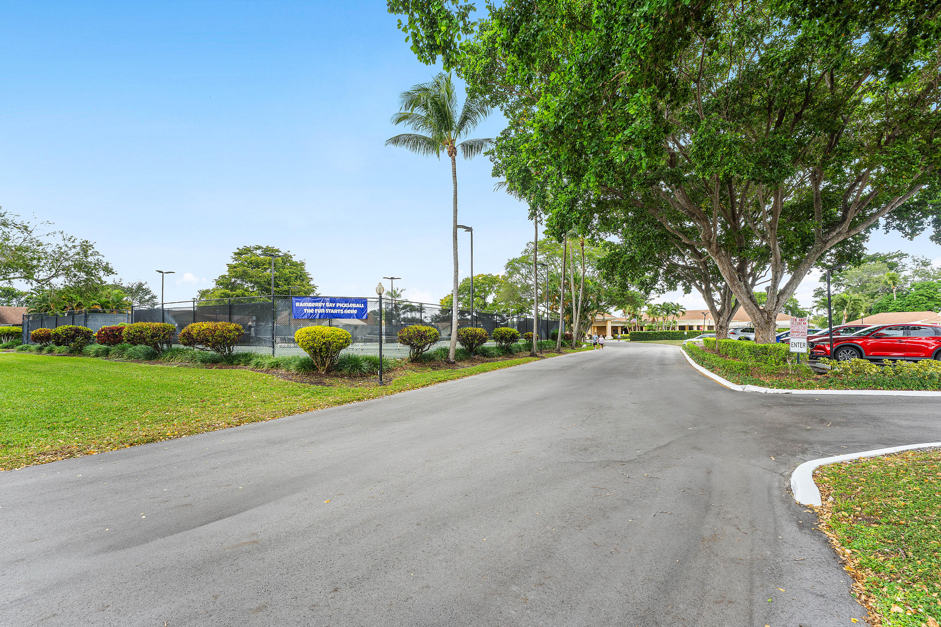1370 NW 28th Avenue