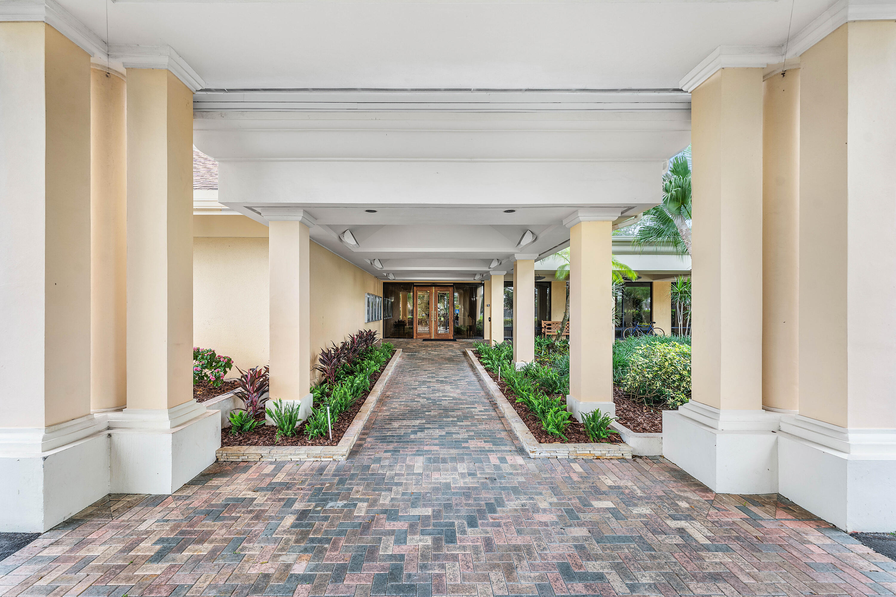 1370 NW 28th Avenue