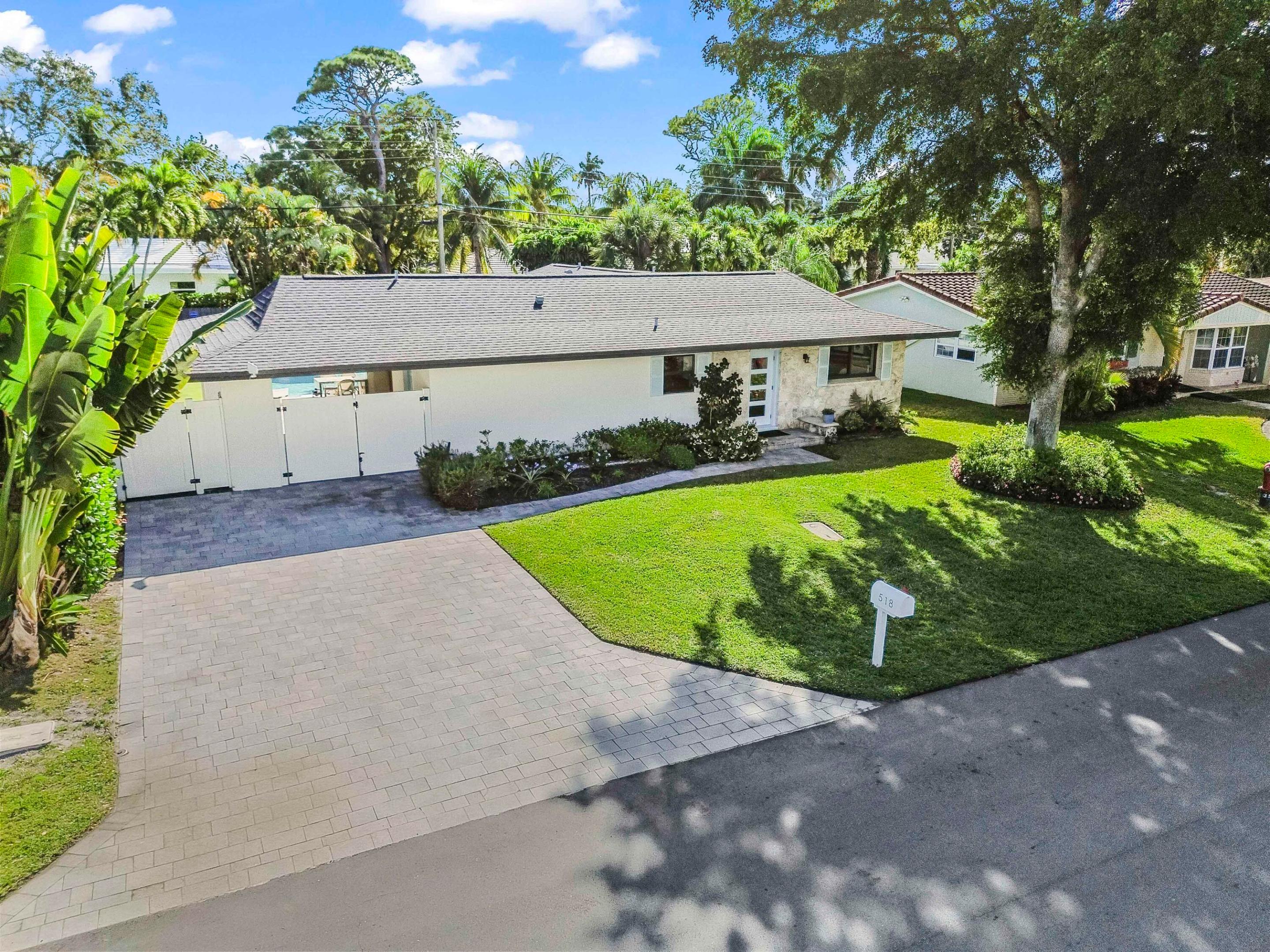 518 SW 28th Avenue