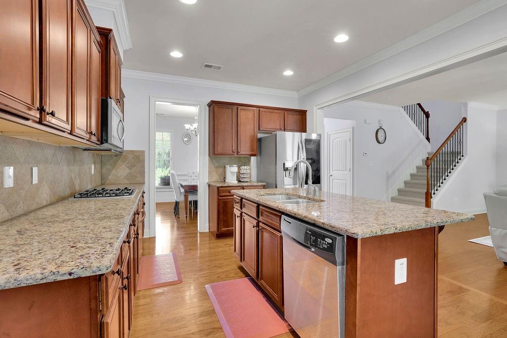 3401 Lake McGinnis Drive