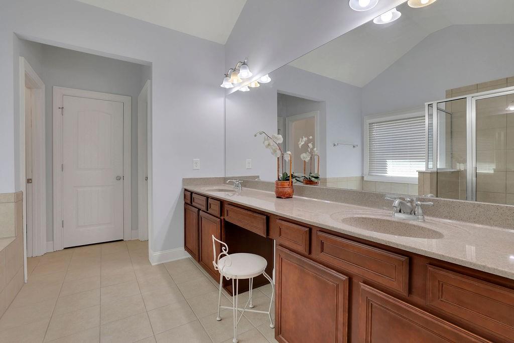 3401 Lake McGinnis Drive