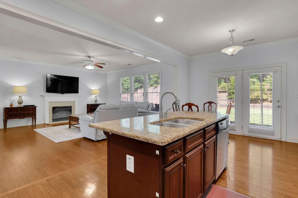 3401 Lake McGinnis Drive