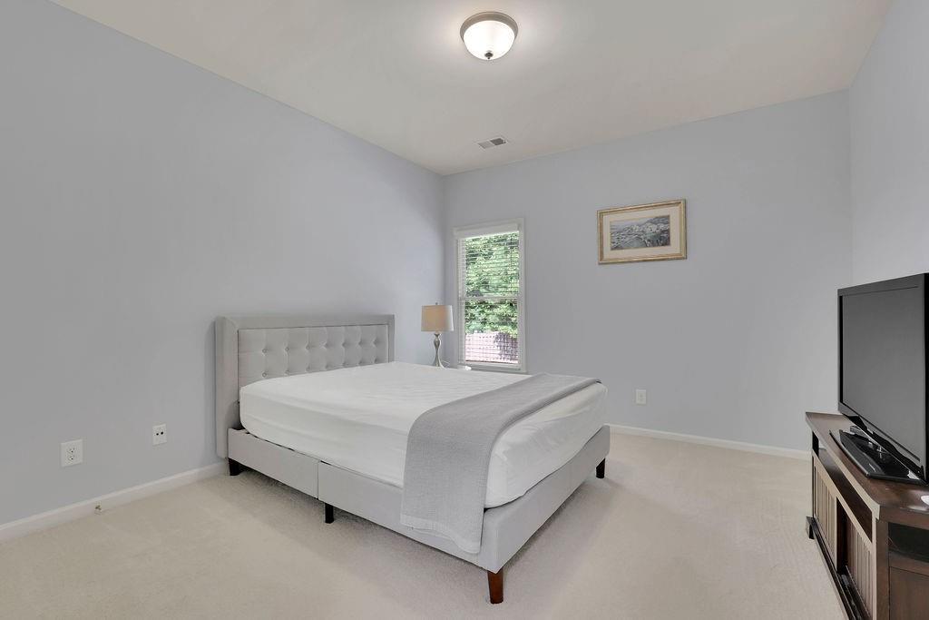3401 Lake McGinnis Drive