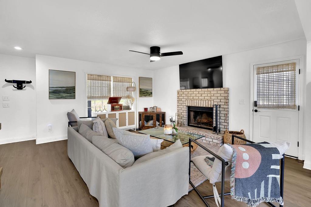 107 Holcomb Road