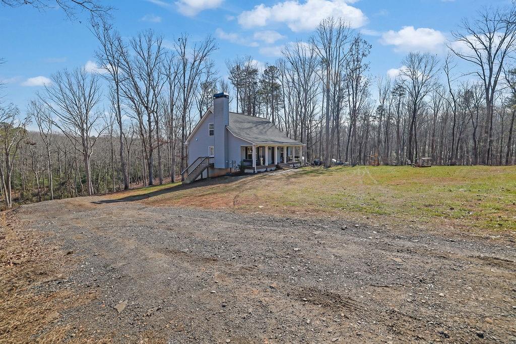 107 Holcomb Road