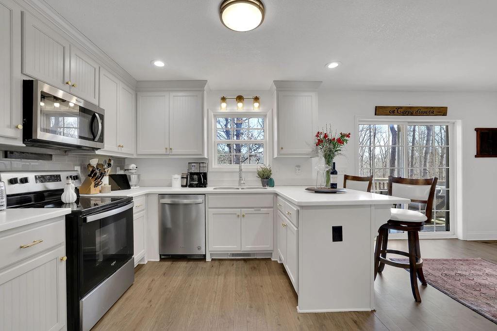 107 Holcomb Road