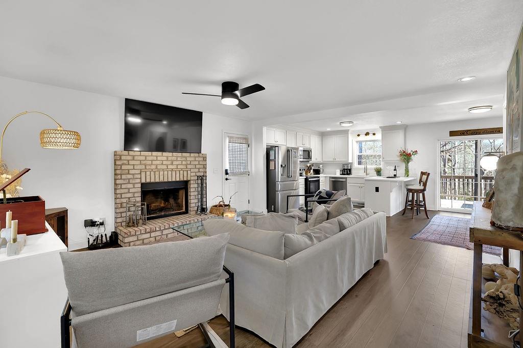 107 Holcomb Road