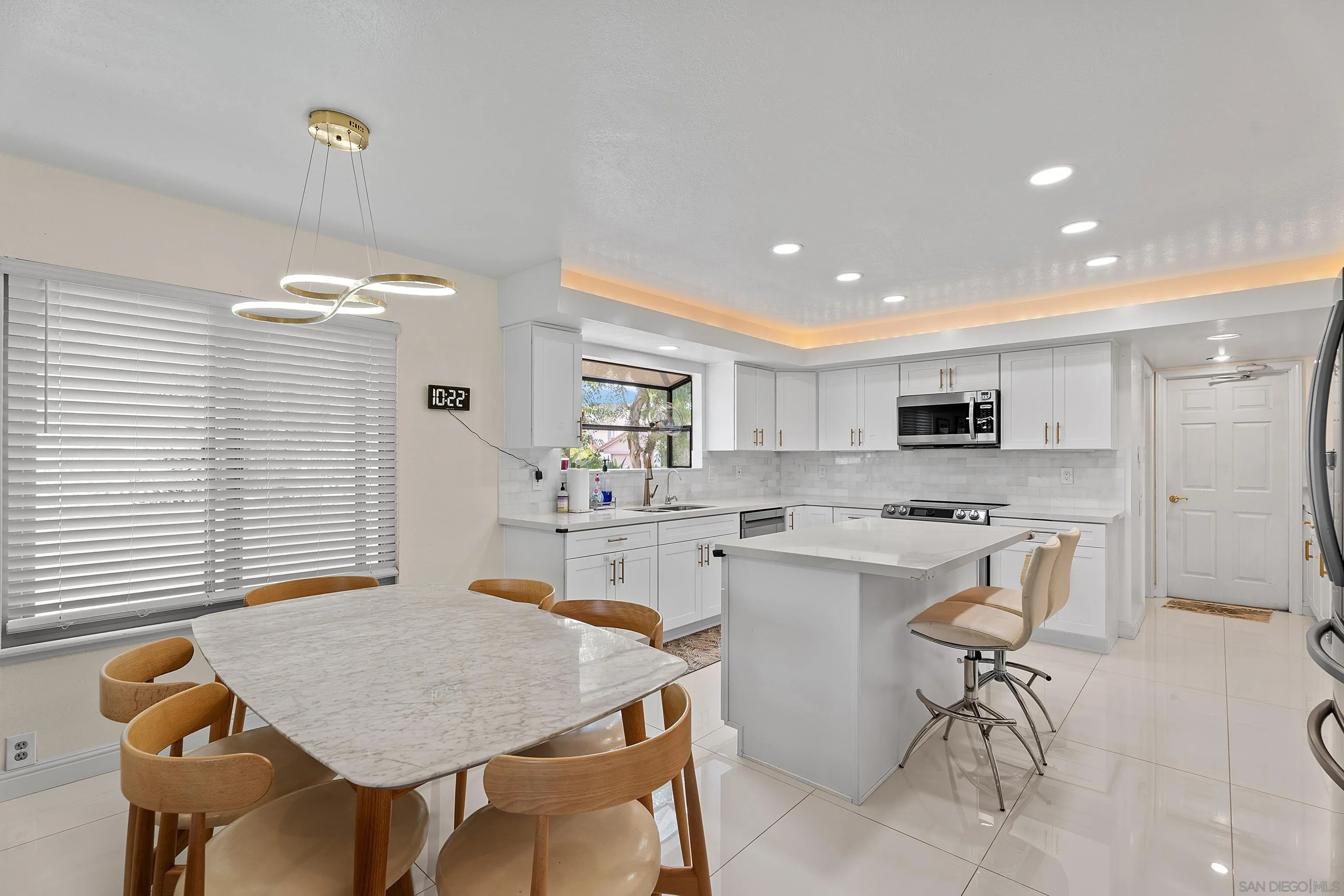 10346 Viacha Dr