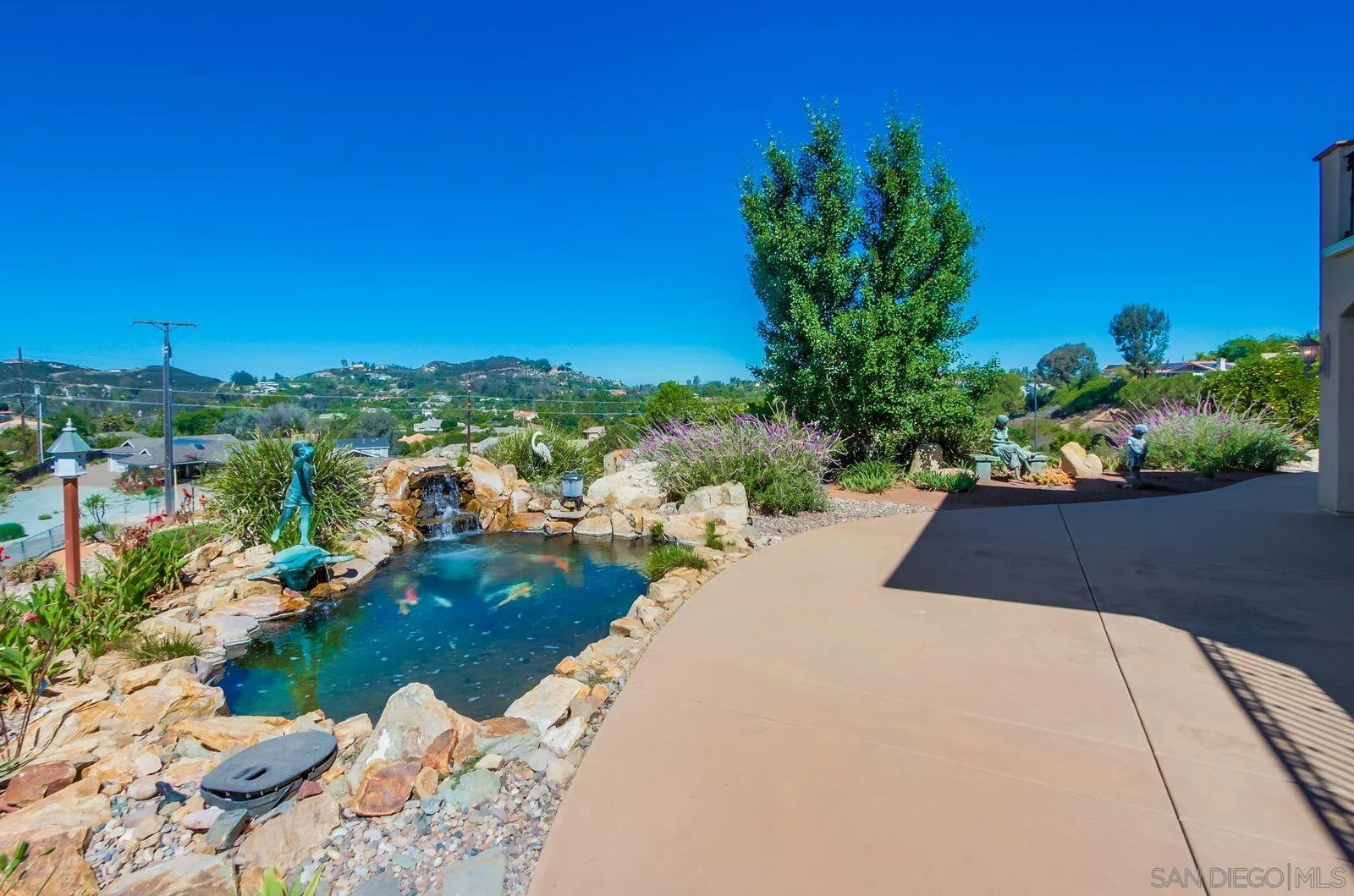 13852 Northcrest Ln