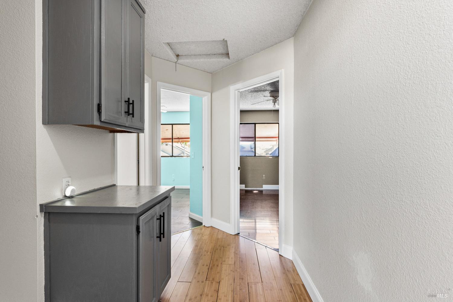 1368 Middlebrook Way