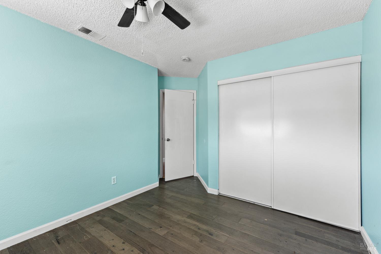 1368 Middlebrook Way